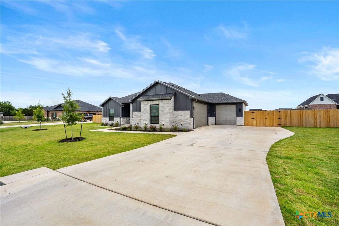 7712 Soapstone Court — photo