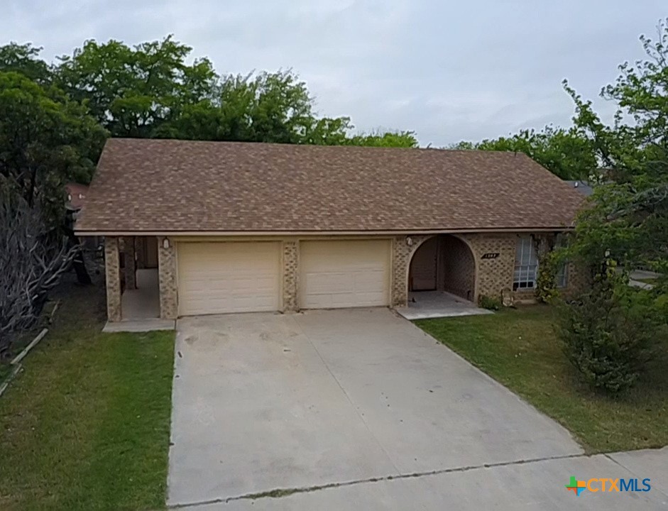 1207 Wales Drive — photo