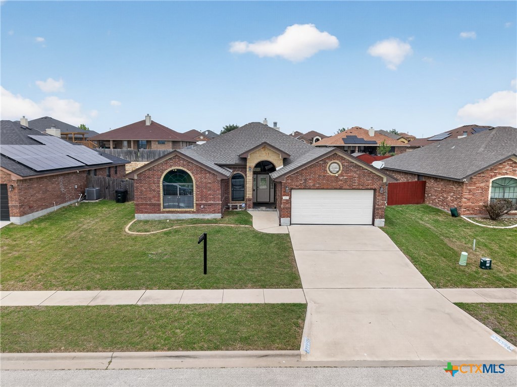 2805 Traditions Drive — photo