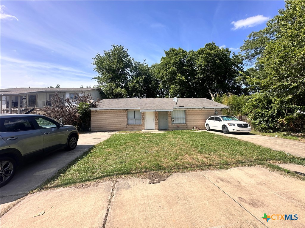 405 W Avenue E Branch — photo