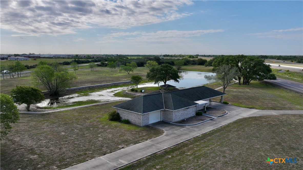 23409 Zac Lentz Parkway — photo