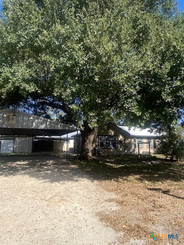 214 S Hackberry Avenue — photo
