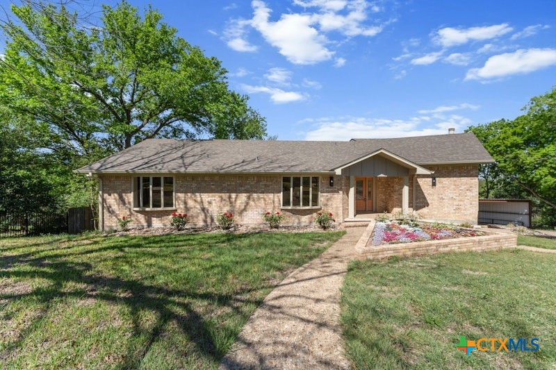 608 Ridgecrest Drive — photo