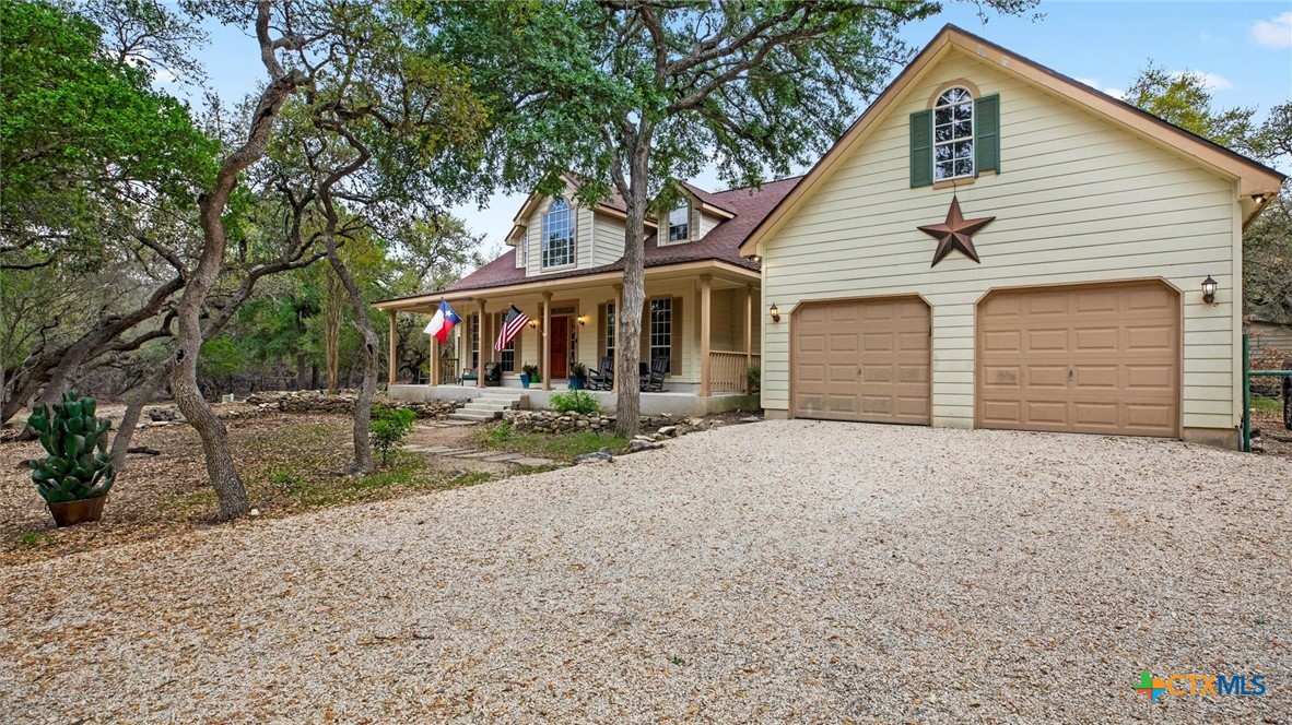 1716 Phantom Rider Trail, Spring Branch, TX 78070 — photo 2