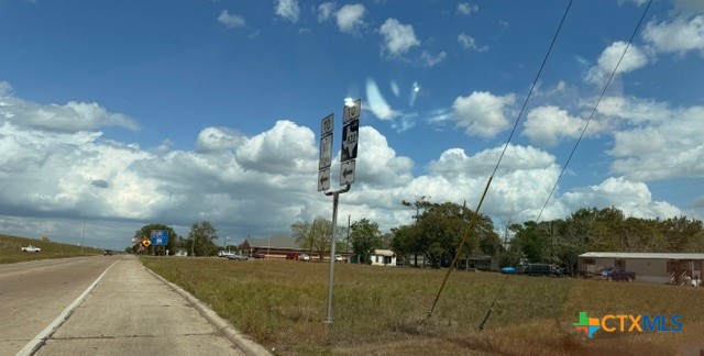 000 Vine Street — photo