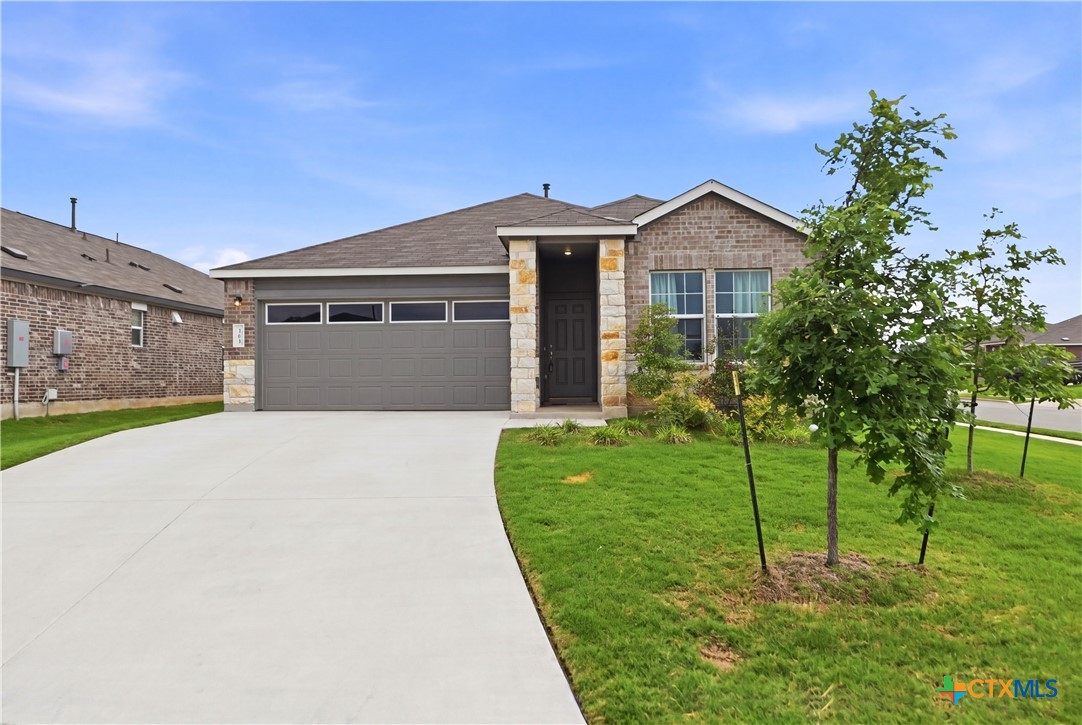 304 Sonterra Drive — photo