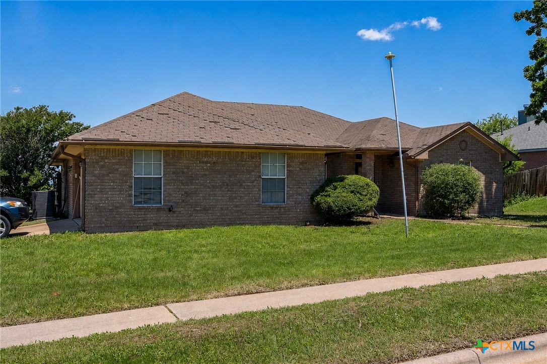 901 Northern Dancer Drive — photo