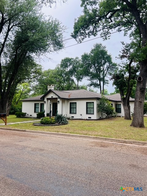 1806 North Harding — photo