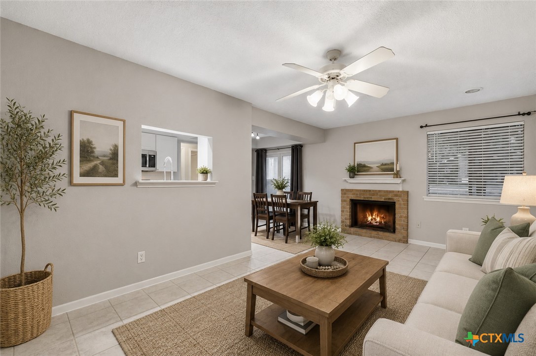 421 W San Antonio Street a2 — photo