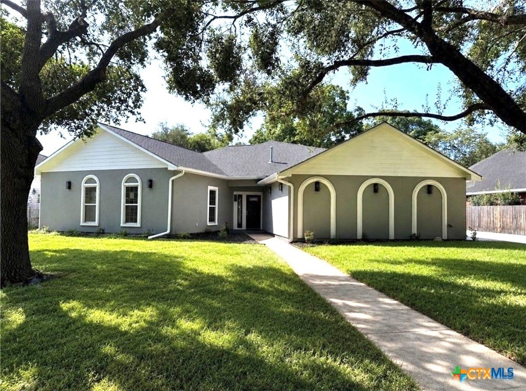 114 Chimney Rock Drive — photo