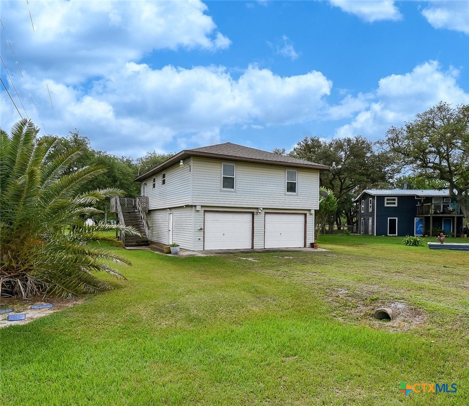 225 Swallow Drive — photo