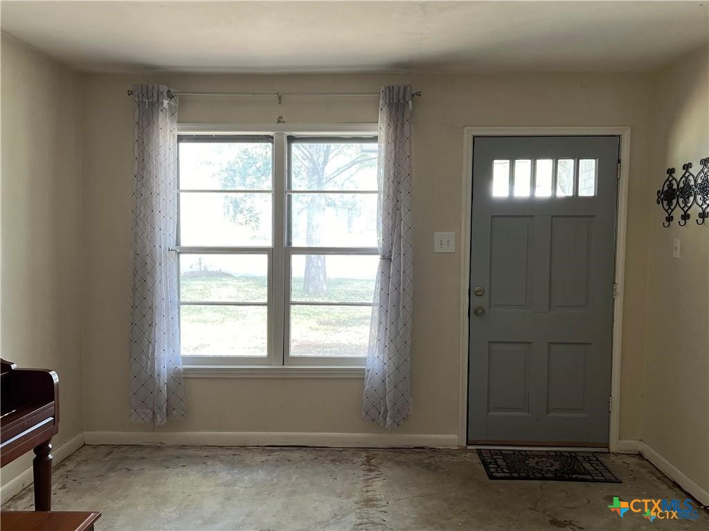 413 E Walker Avenue, Temple, TX 76501 — photo 2