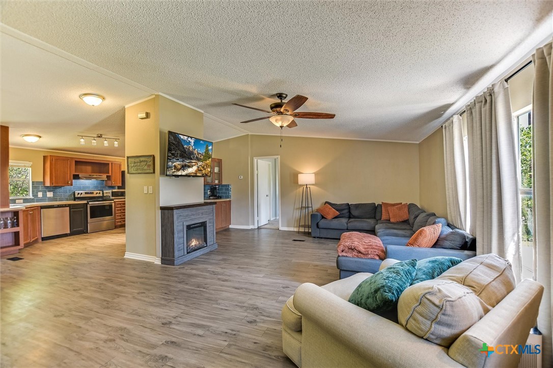 620 E Fm 243, Bertram, TX 78605 — photo 3