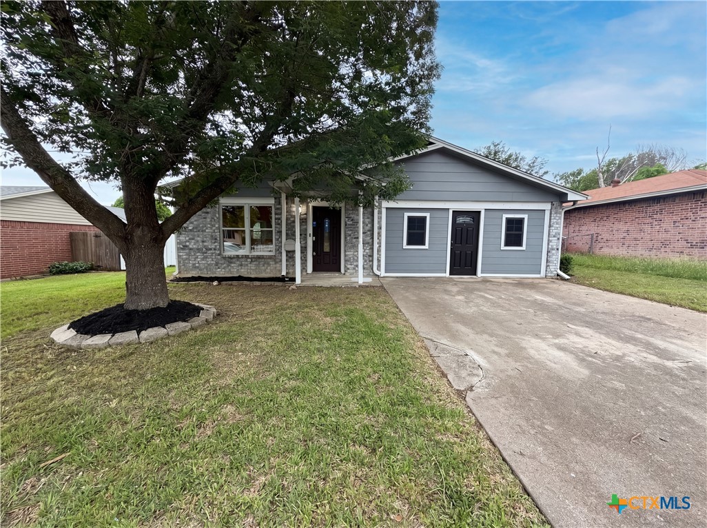 203 W Hogan Drive — photo