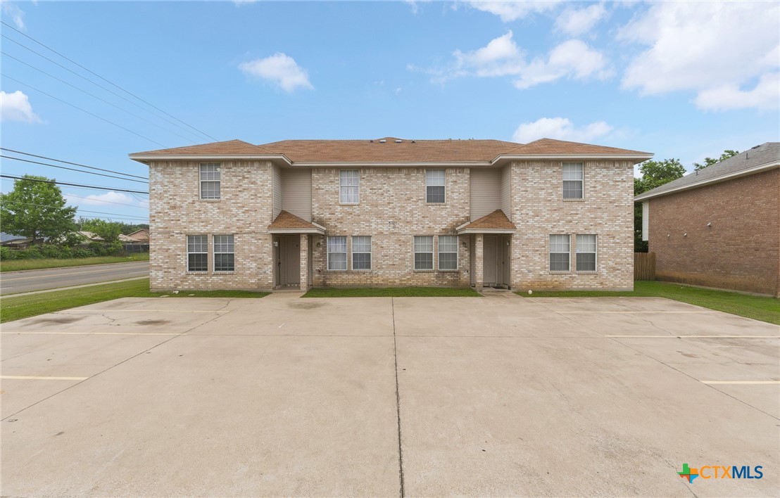 5701 Redstone Drive — photo