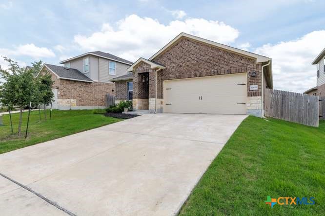 17621 Fairbridge Lane — photo