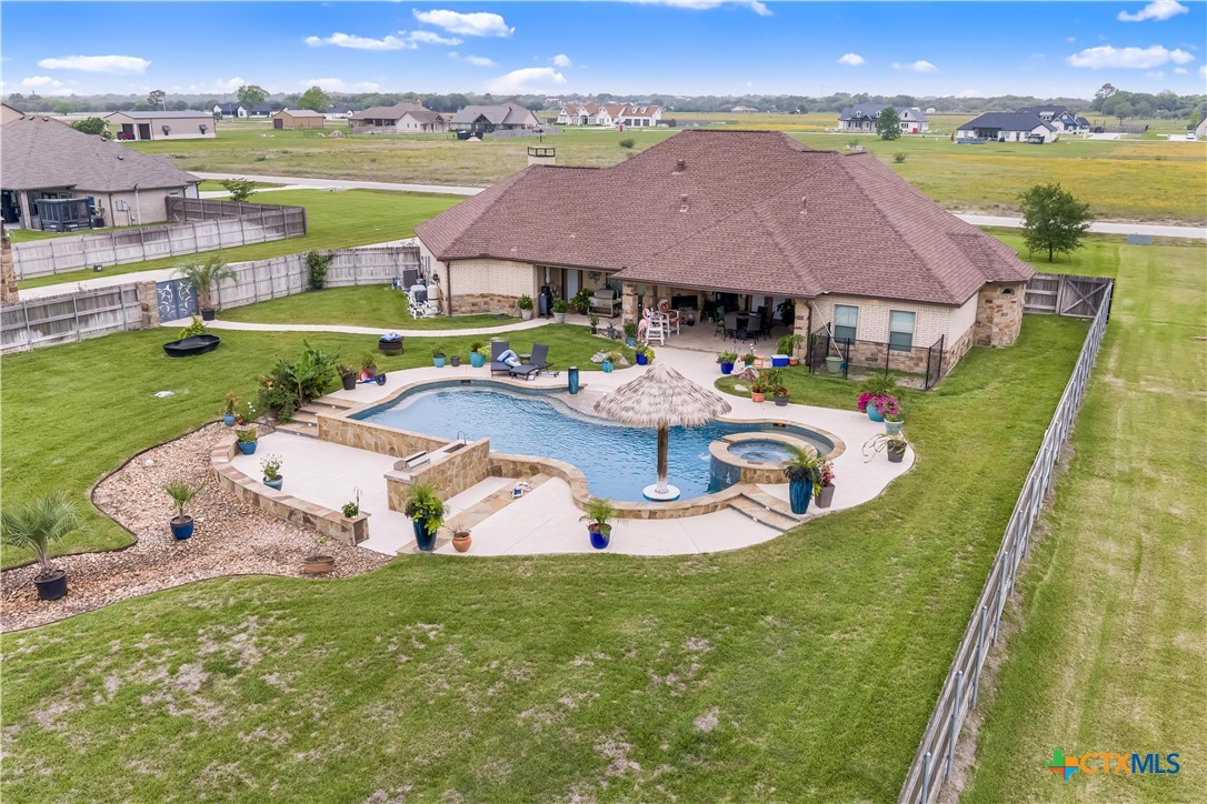254 Sendera Loop, Victoria, TX 77904 — photo 2