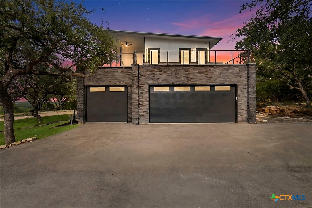 109 Pond View Court — photo