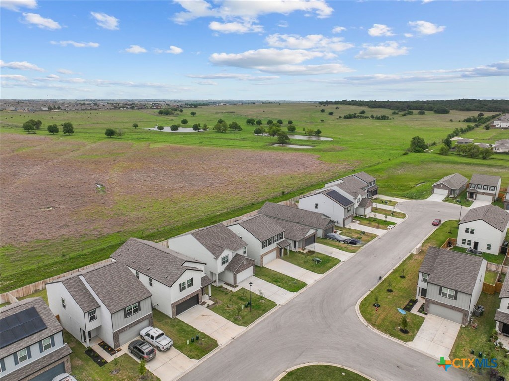 231 Enforcer Loop, Jarrell, TX 76537 — photo 3