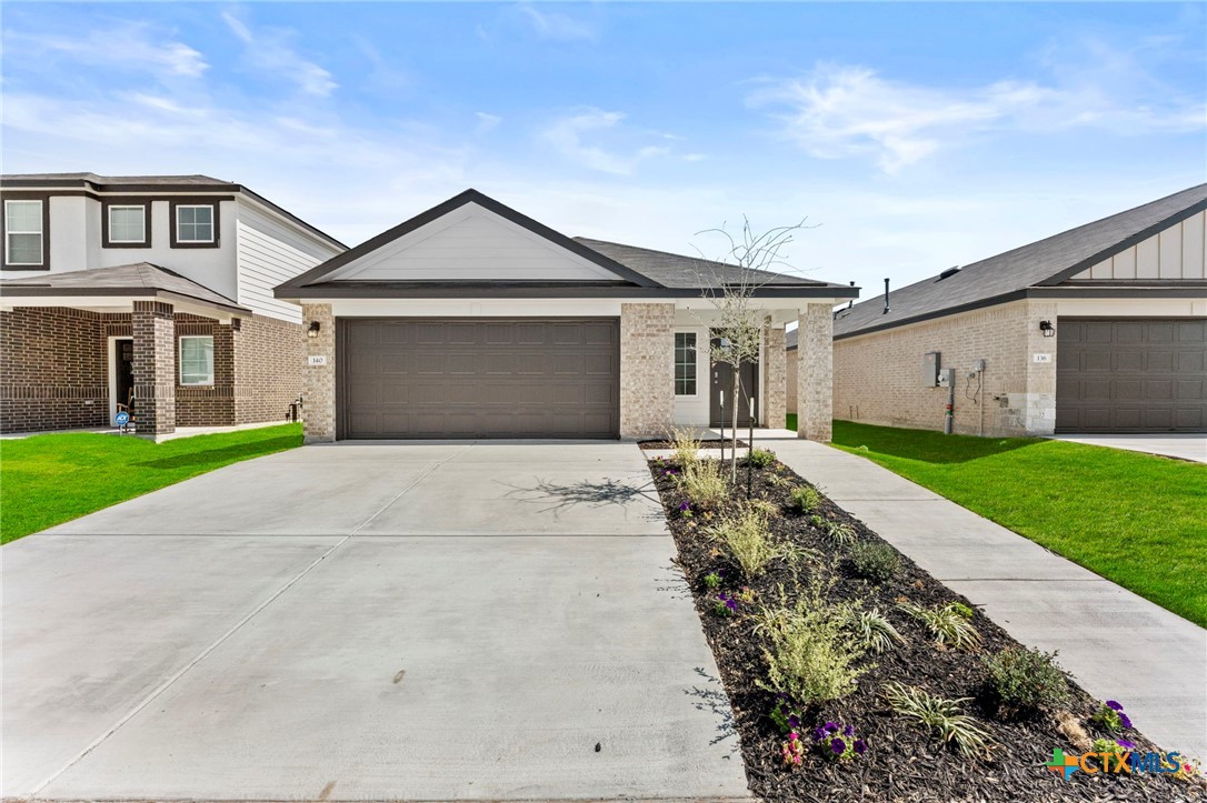140 Raymondville Path — photo