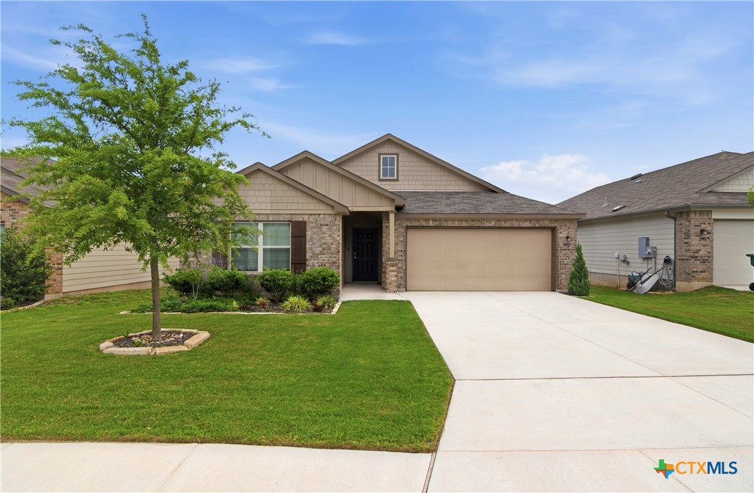 2905 Greenbriar — photo