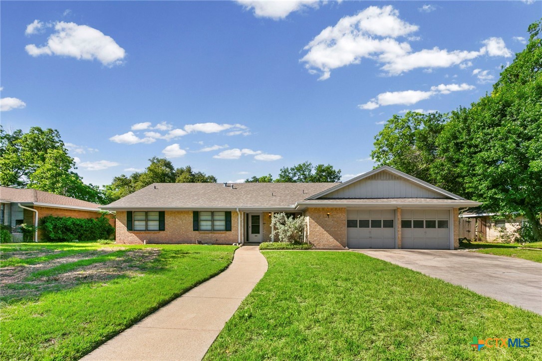 3401 Buffalo Trail — photo