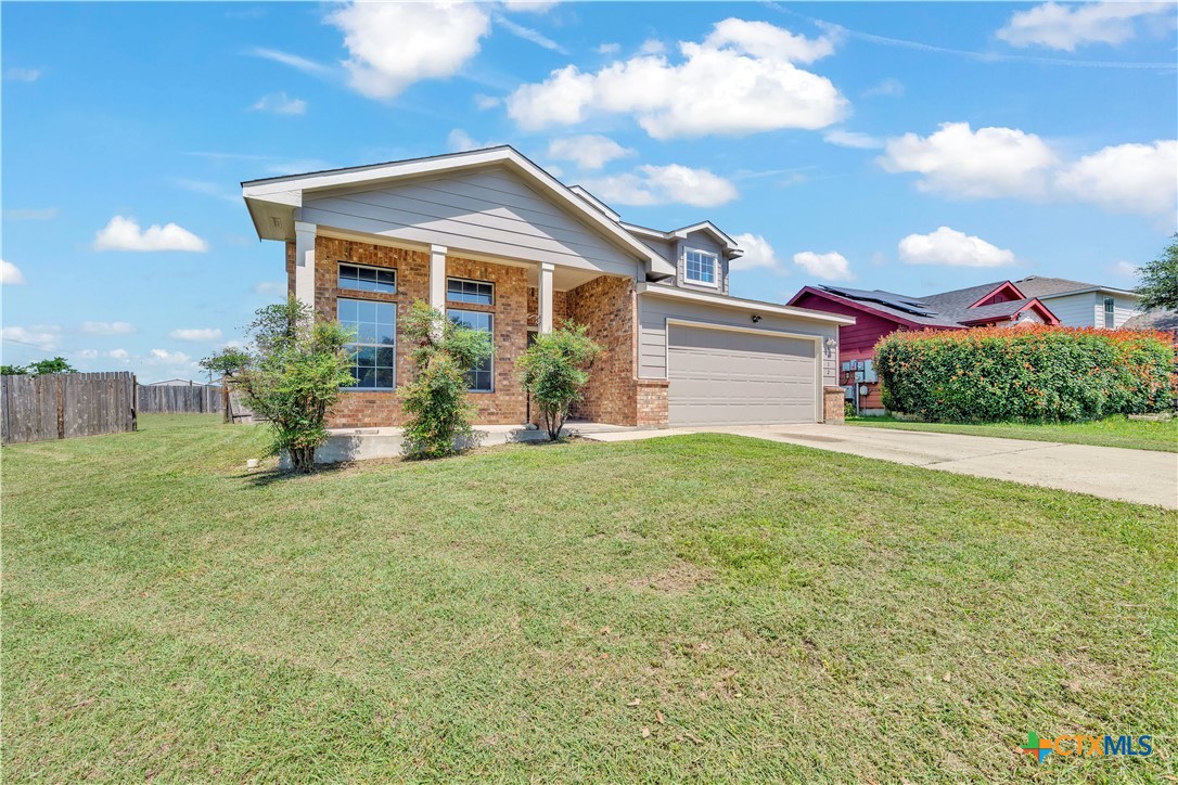 6412 Taree Loop — photo