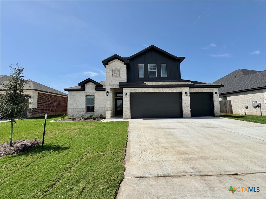 613 Golden Eagle — photo