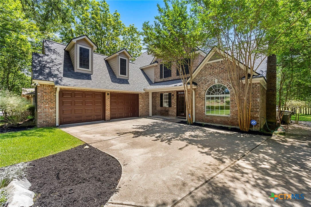 2815 Chisholm Trail — photo