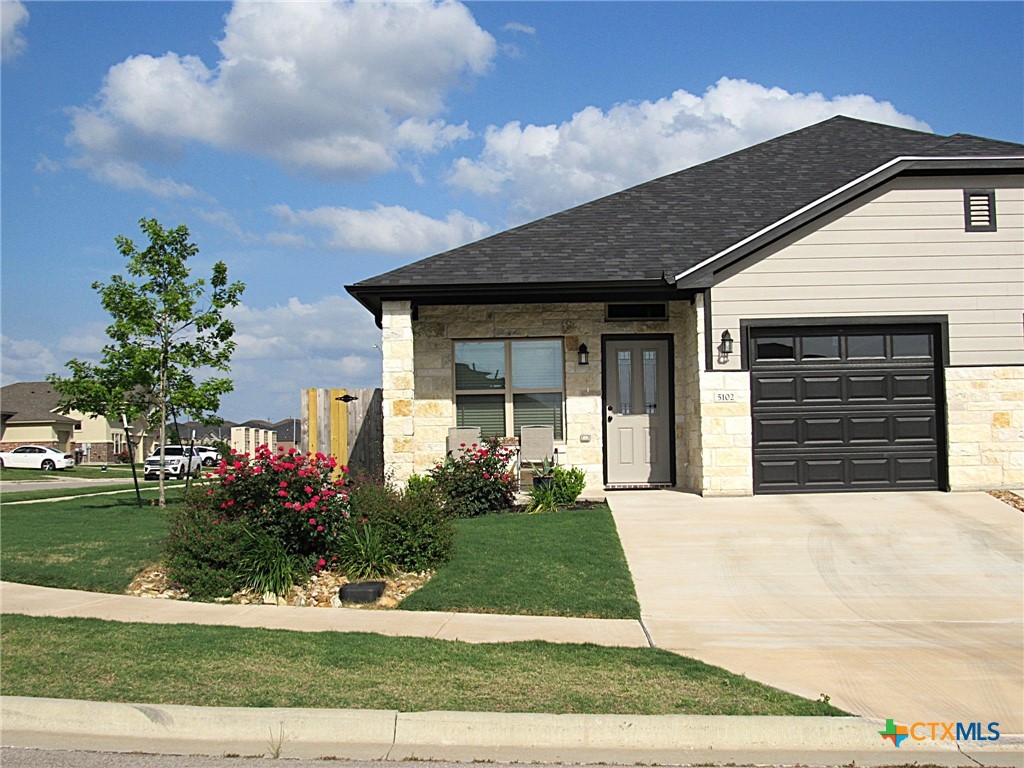 5102 White Rose Drive — photo