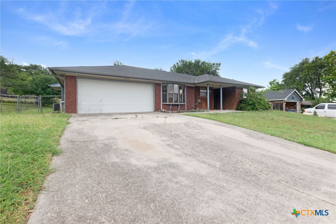 2503 Phyllis Drive — photo