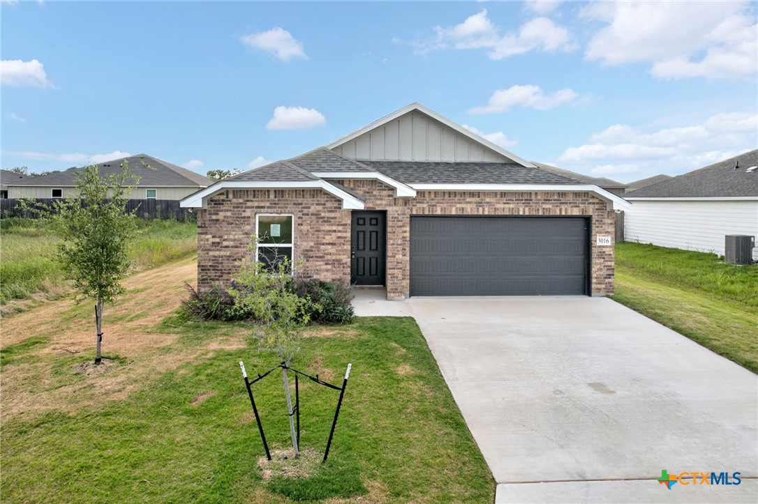 3016 Titus Court — photo