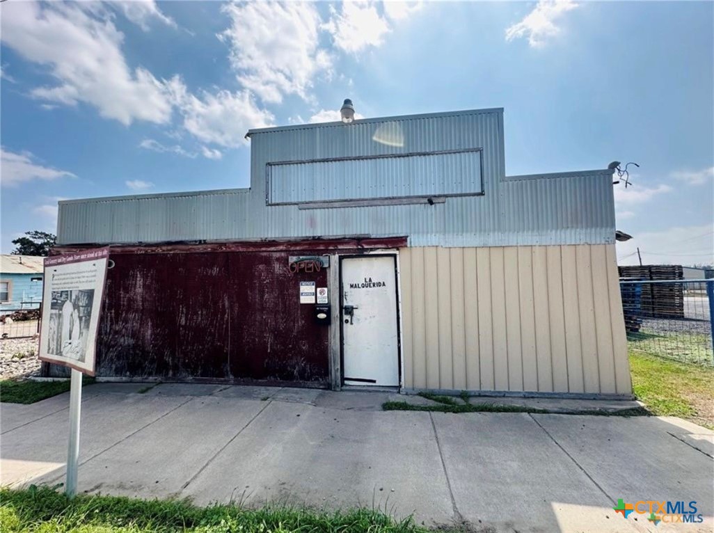 307 W Central Avenue — photo