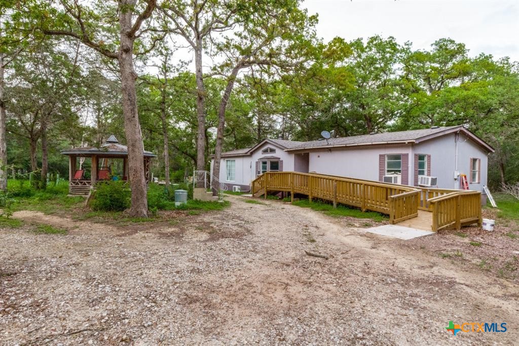 319 Green Oaks Drive — photo
