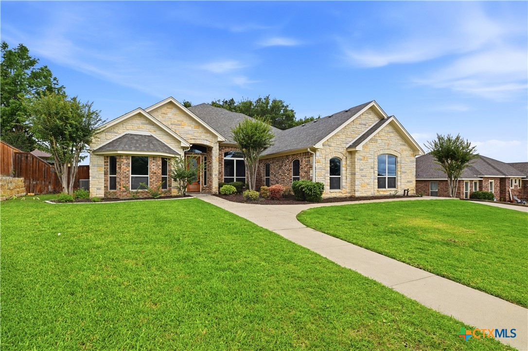 8006 Ridgeway Court — photo