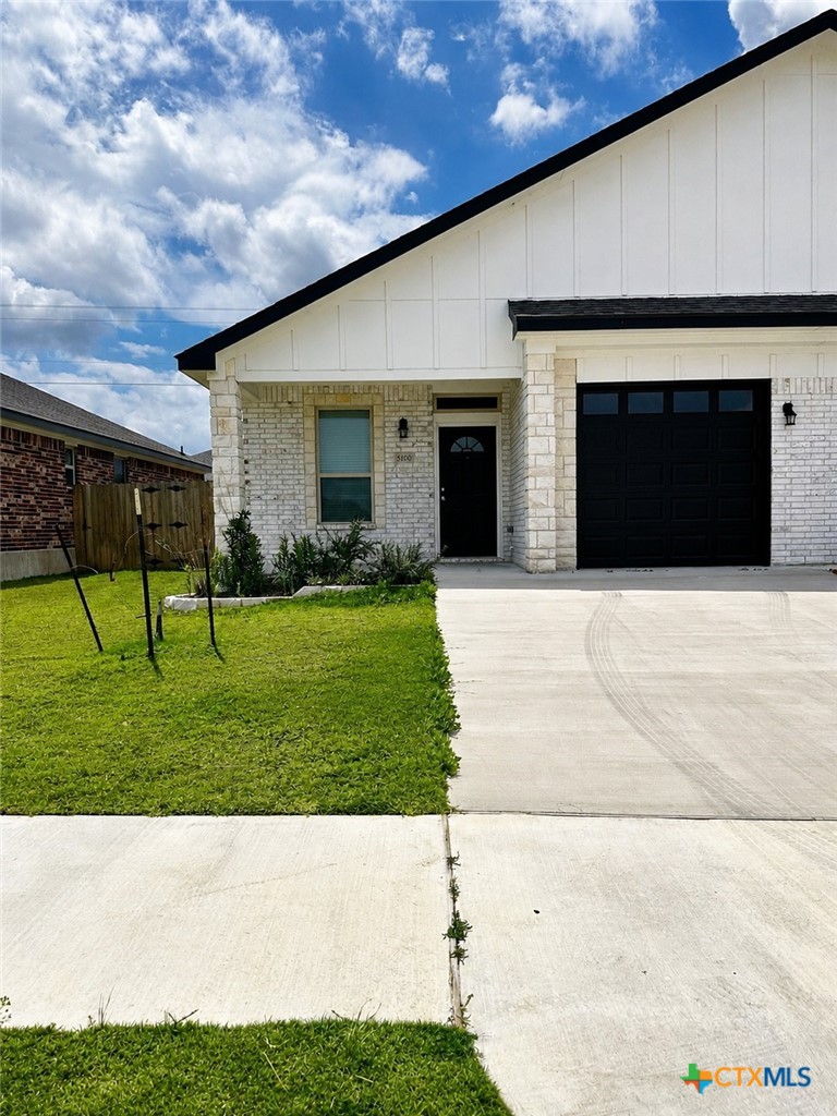 5100 Rose Garden Loop — photo