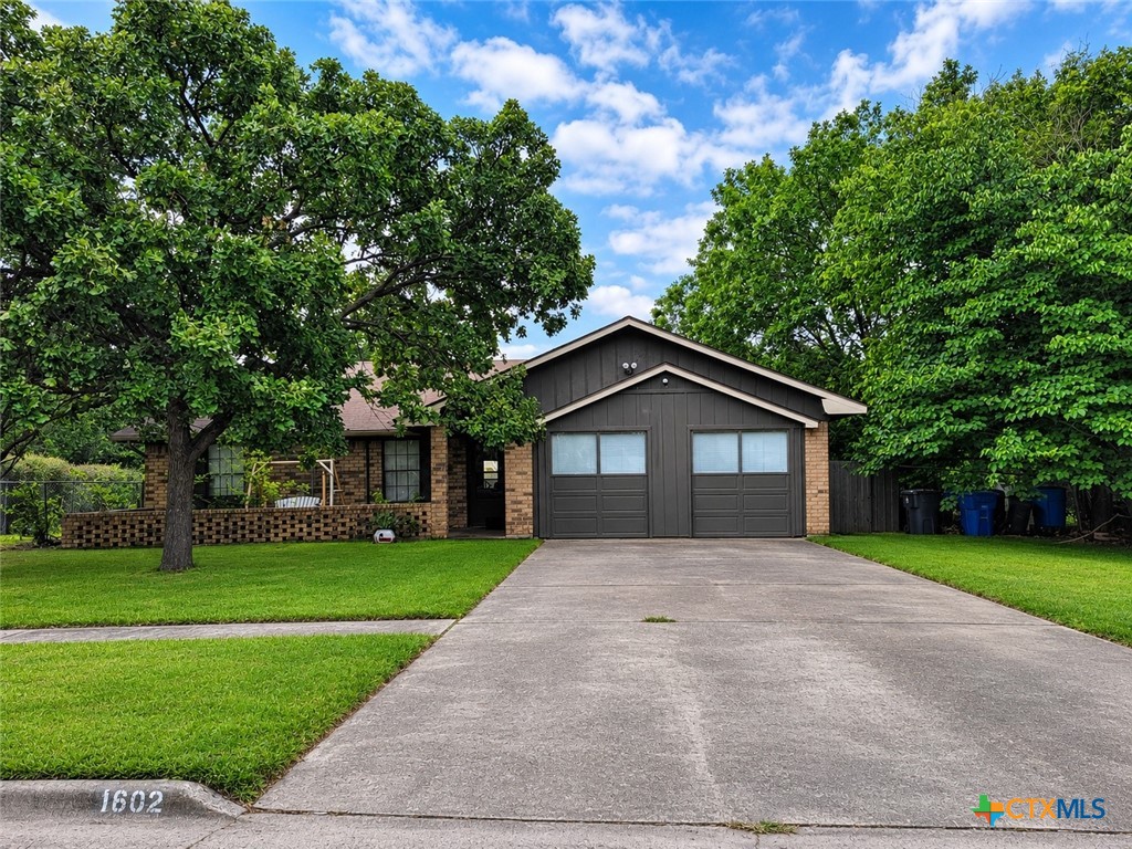 1602 Nimitz Circle — photo
