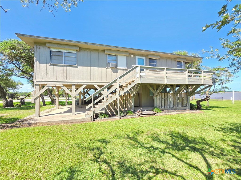 2182 W Bayshore Drive — photo