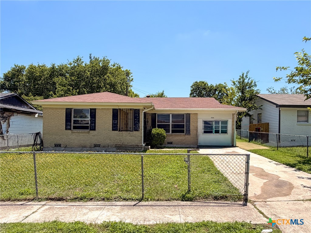3104 Taft Street — photo