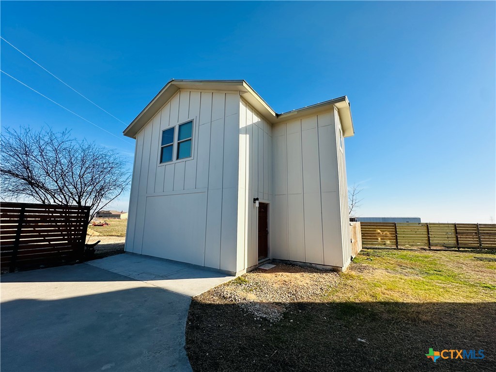 725 Hard Luck Road — photo