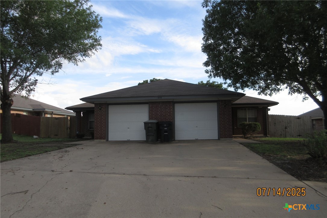 2606 Edgefield Street — photo