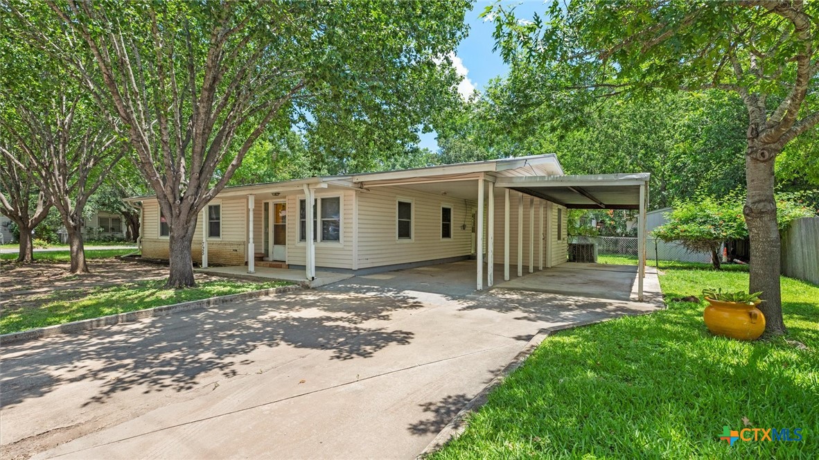 725 W Klingemann Street — photo