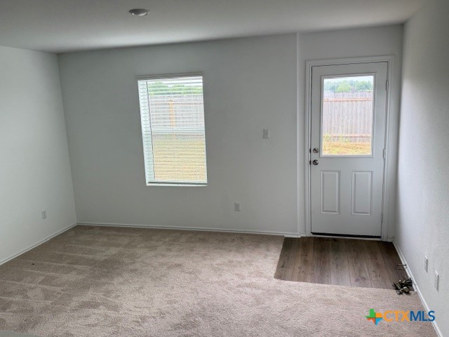 460 Marty Allen Loop, Jarrell, TX 76537 — photo 2