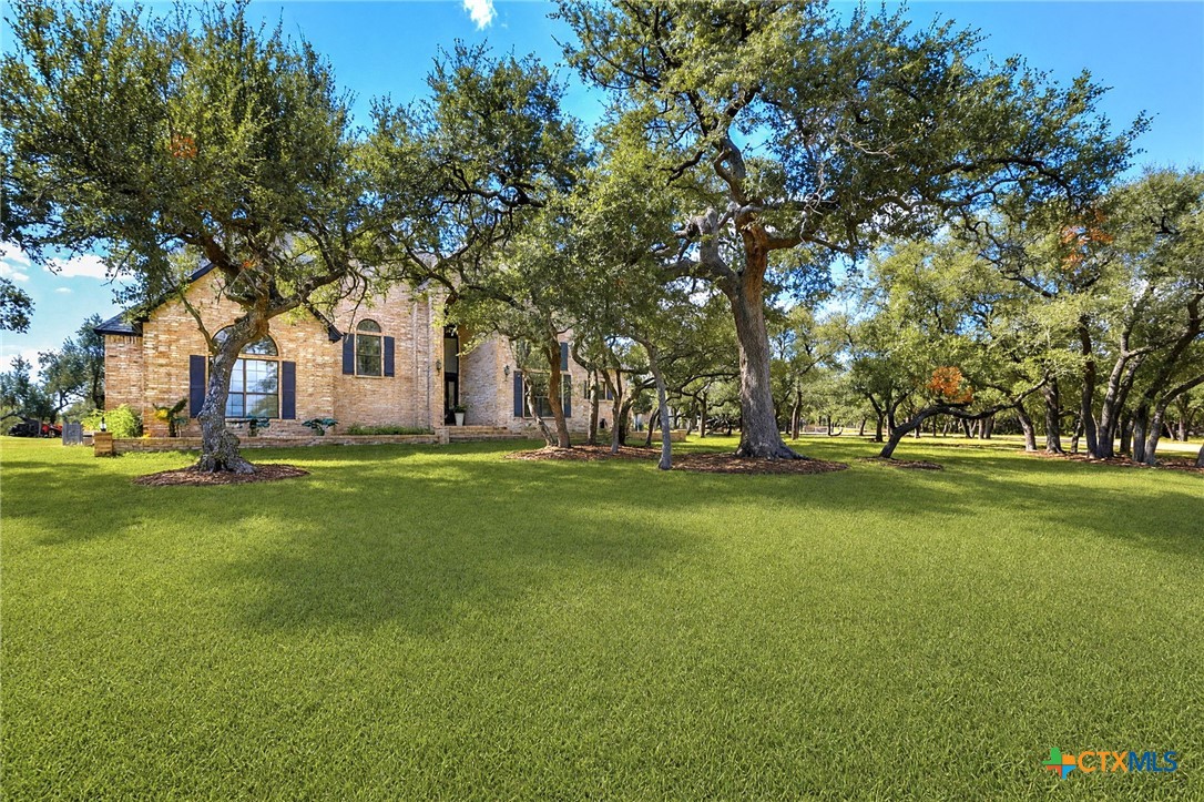3220 Rustic Oak — photo