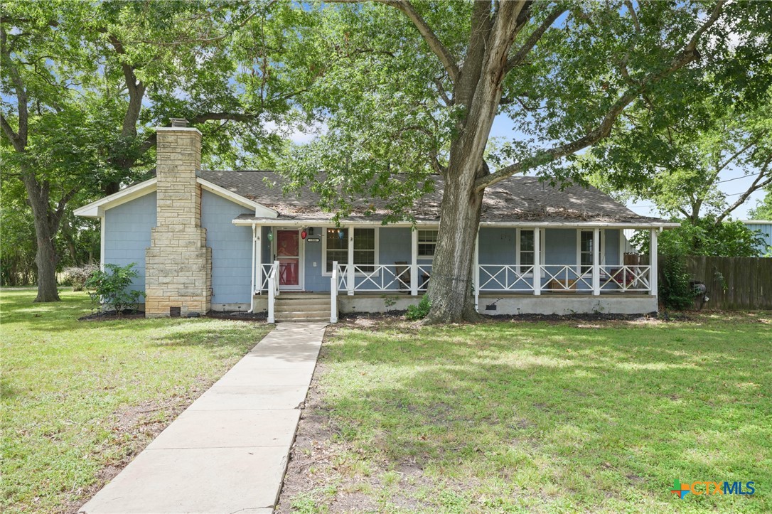 1320 W San Antonio Street — photo