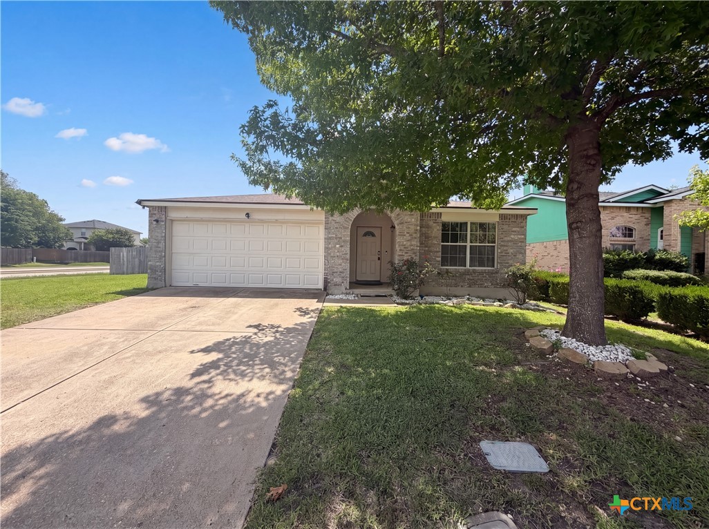 5313 Southern Crossing Drive — photo