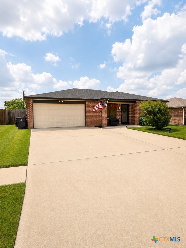 4403 Matt Drive — photo
