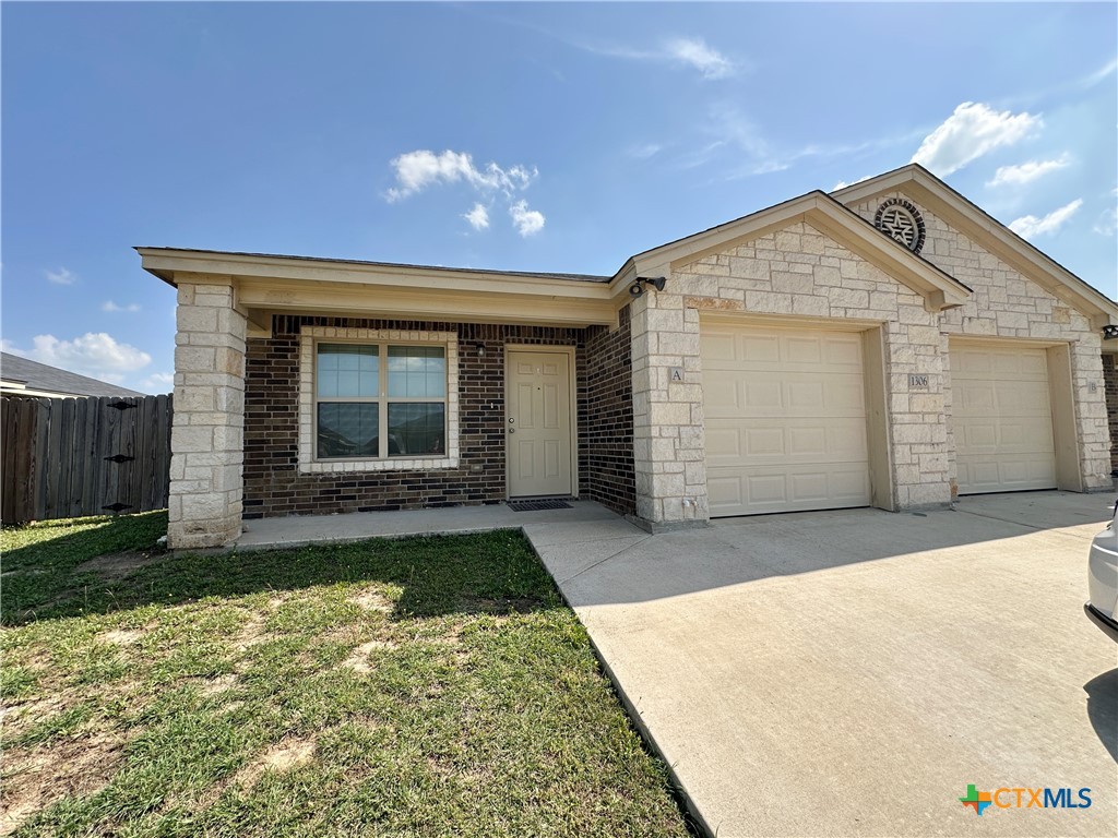 1306 Vanguard Lane — photo