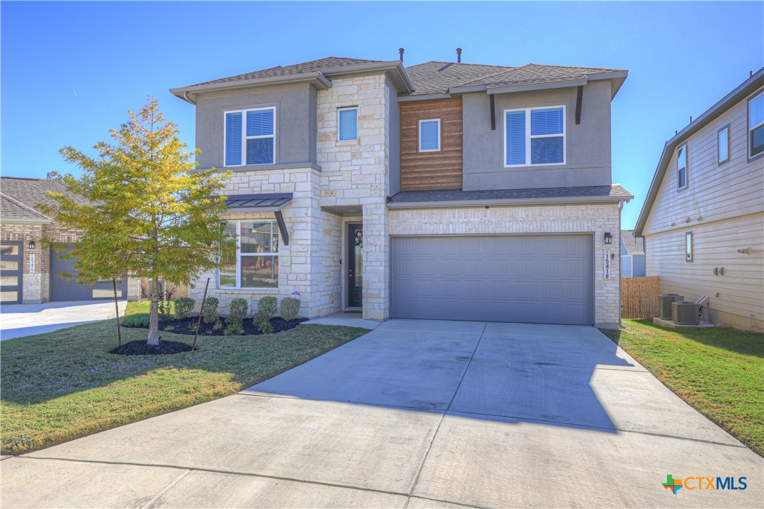 15418 Ivory Hills — photo