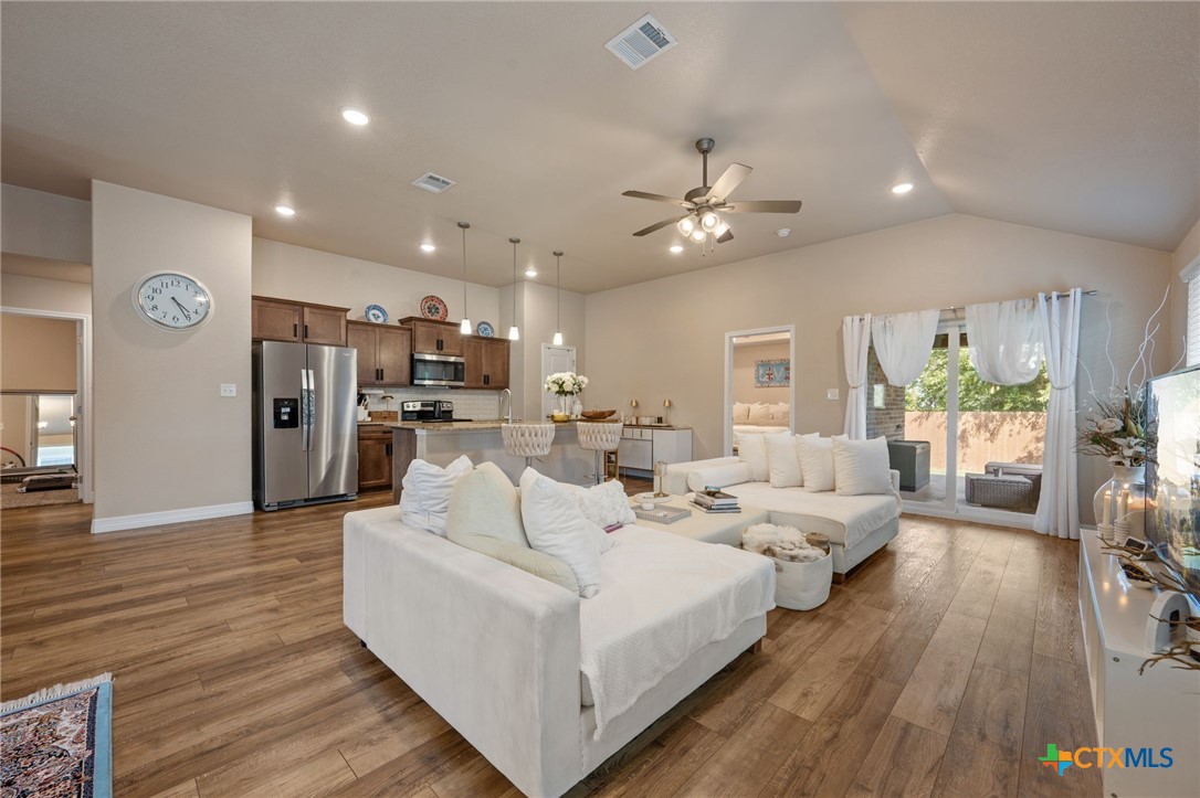 1021 Coriander Road — photo
